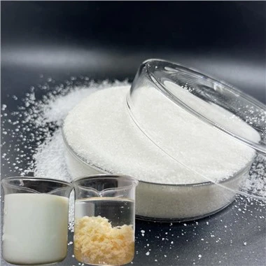 Kationtový PAM aniontový polyakrylamidový prášek